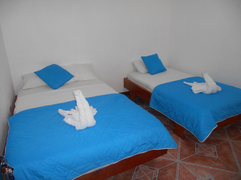 El Descanso Del Petrel Puerto Ayora  Extérieur photo
